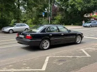 Gebraucht BMW 750 Performance 326 PS (239 kW) 2000 Schwarz Limousine