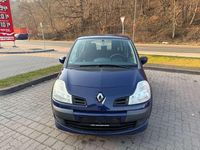 Second-hand Renault Modus 75 CP (55 kW) 2009 Albastru Monovolum