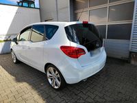 Second-hand Opel Meriva 120 CP (88 kW) 2011 Alb Monovolum