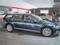Gebraucht VW Passat Highline 239 PS (175 kW) 2017 Blau Kombi