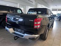 Gebraucht Mitsubishi L200 Top 181 PS (133 kW) 2016 Schwarz Pickup