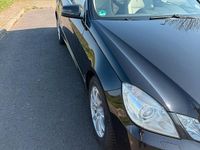 Gebraucht Mercedes E200 184 PS (135 kW) 2012 Schwarz Kombi