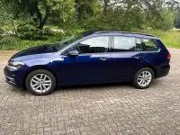 Gebraucht VW Golf VII Comfortline 116 PS (85 kW) 2019 Blau Kombi