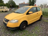 Gebraucht VW Fox Refresh 54 PS (39 kW) 2009 Sonnengelb Kleinwagen