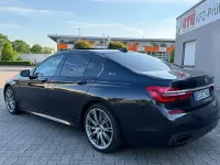Gebraucht BMW 740 iPerformance 326 PS (239 kW) 2016 Schwarz Limousine