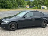 Gebraucht BMW 318 129 PS (94 kW) 2006 Schwarz Limousine