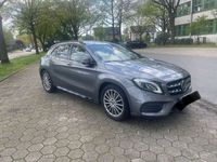 gebraucht Mercedes GLA220 4MATIC DCT -