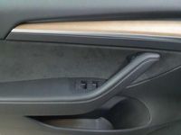 Gebraucht Tesla Model 3 366 kW (498 PS) 2022 Pearl white multicoat Limousine