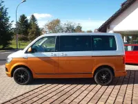 Gebraucht VW Multivan Generation Six 204 PS (150 kW) 2018 Reflexsilber / phönix orange Van / Kleinbus