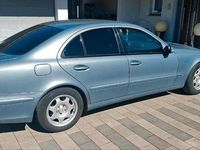 Gebraucht Mercedes E200 122 PS (89 kW) 2005 Grau Limousine