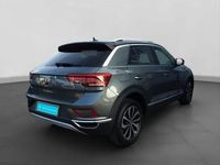 Gebraucht VW T-Roc Style 150 PS (110 kW) 2022 Grau SUV