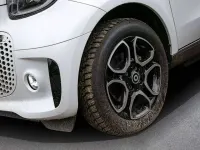 Gebraucht Smart ForTwo Coupé 60 kW (82 PS) 2021 Weiß Kleinwagen