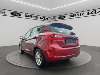 Gebraucht Ford Fiesta Titanium 125 PS (91 kW) 2020 Rubyrot (metallic) Kleinwagen