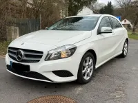 Gebraucht Mercedes A180 122 PS (89 kW) 2014 Weiß Kleinwagen