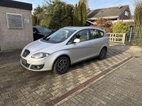 Gebraucht Seat Altea XL Style 125 PS (91 kW) 2011 Silber Van / Kleinbus
