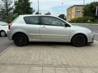 Gebraucht Toyota Corolla 96 PS (70 kW) 2005 Silber Kleinwagen