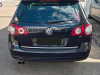 Gebraucht VW Passat R 200 PS (147 kW) 2010 Kombi