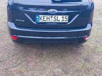 Gebraucht Ford Focus 125 PS (91 kW) 2010 Schwarz Limousine