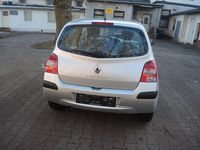 Gebraucht Renault Twingo 58 PS (42 kW) 2008 Silber Kleinwagen