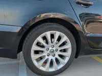 Gebraucht Skoda Superb Elegance 140 PS (102 kW) 2013 Schwarz Kombi