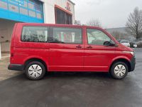 Gebraucht VW Caravelle 110 PS (80 kW) 2021 Rot Van / Kleinbus