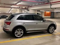 Second-hand Audi Q5 Advanced 204 CP (150 kW) 2022 Argintiu SUV