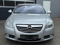Usado Opel Insignia Edition 131 HP (96 kW) 2008 Prateado Sedan
