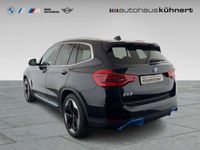 gebraucht BMW iX3 Impressive ACC PanoSD SpurAss 360° AHK HUD