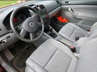 Gebraucht VW Golf V 110 PS (80 kW) 2004 Rot Kleinwagen