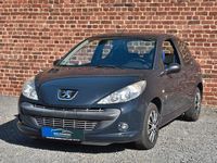 Gebraucht Peugeot 206+ S 60 PS (44 kW) 2012 Grau Kleinwagen