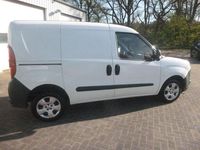 Usata Opel Combo 95 CV (69 kW) 2017 Bianco Monovolume