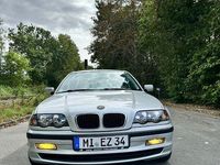 Gebraucht BMW 320 136 PS (100 kW) 1999 Silber Limousine