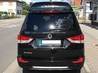 Gebraucht Ssangyong (KGM) Rodius 178 PS (130 kW) 2016 Schwarz Van / Kleinbus