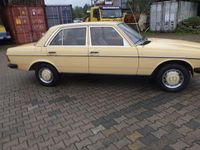 Gebraucht Mercedes 240 72 PS (52 kW) 1981 Gelb Limousine