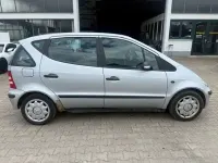 Gebraucht Mercedes A160 Classic 102 PS (75 kW) 2004 Silber Van / Kleinbus
