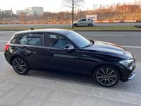 Gebraucht BMW 118 136 PS (100 kW) 2018 Schwarz Kleinwagen