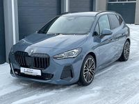Gebraucht BMW 220 Active Tourer M Sport 170 PS (125 kW) 2025 Grau Van / Kleinbus