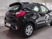 Neu Hyundai i10 63 PS (46 kW) 2025 Grau Kleinwagen
