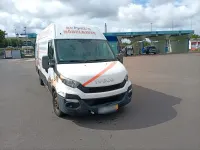 Gebraucht Iveco Daily 150 PS (110 kW) 2014 Weiß Van / Kleinbus