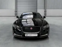 Gebraucht Jaguar XF Pure 163 PS (119 kW) 2018 Ebony Limousine