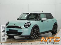 Gebraucht Mini Cooper S Favoured 204 PS (150 kW) 2024 Grün Kleinwagen