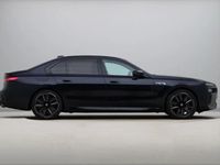 Gebraucht BMW M760e 571 PS (419 kW) 2024 Schwarz Limousine