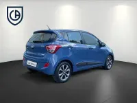 Gebraucht Hyundai i10 YES! Silver 87 PS (63 kW) 2015 Blau Kleinwagen