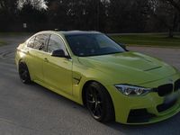 Gebraucht BMW 335 306 PS (225 kW) 2012 Gelb Limousine