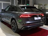 Gebraucht Audi Q8 Ambiente 286 PS (210 kW) 2018 Daytonagrau perleffekt SUV