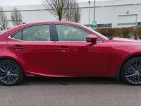 Gebraucht Lexus IS300h Luxury Line 223 PS (164 kW) 2017 Rot Limousine