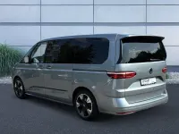 Gebraucht VW Multivan Life 150 PS (110 kW) 2025 Monosilber metallic Van / Kleinbus