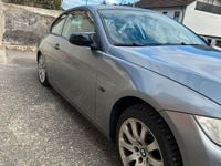 Gebraucht BMW 330 272 PS (200 kW) 2007 Grau Coupé