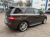 Gebraucht Mercedes ML350 258 PS (189 kW) 2011 Braun SUV