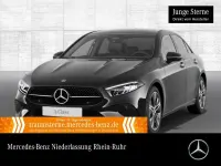 Gebraucht Mercedes A200 Night 150 PS (110 kW) 2023 Schwarz Limousine